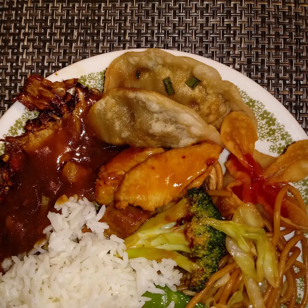 Vegetable Egg Foo Young 菜蓉蛋